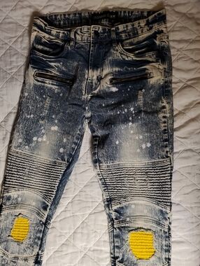 Legendary Status Men's Size 20 Distressed Biker Jeans Acid Wash Yellow Mesh